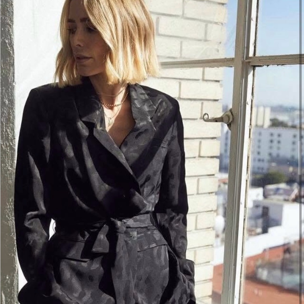 BNWT Anine Bing Tate Blazer in Black Leo